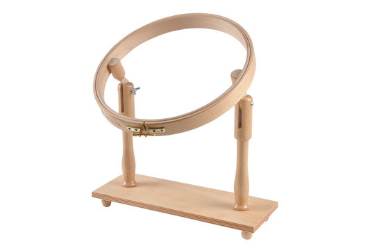 Sitting cross stitch - embroidery frame Klass Gessmann